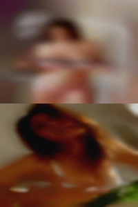 I love preforming swinger area clubs oral.